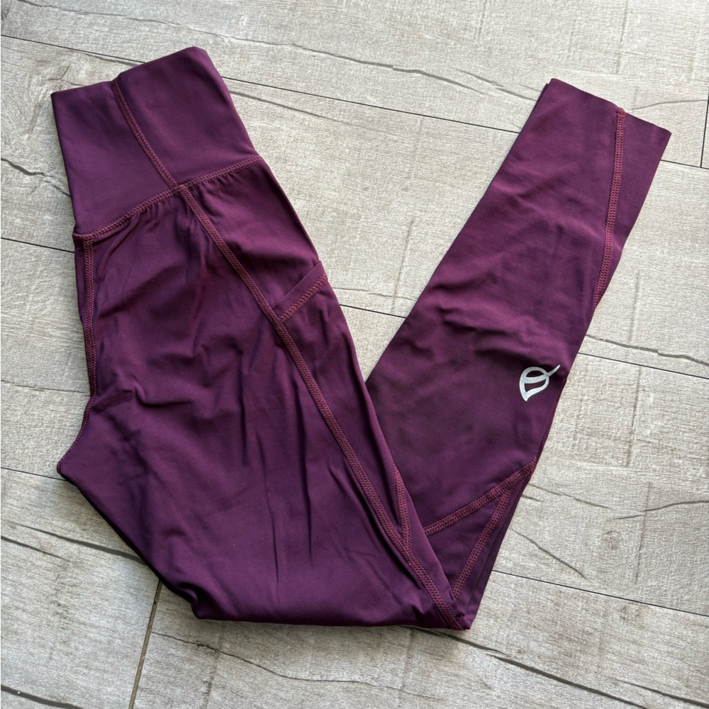 P'tula Plum Raenell Performance Leggings